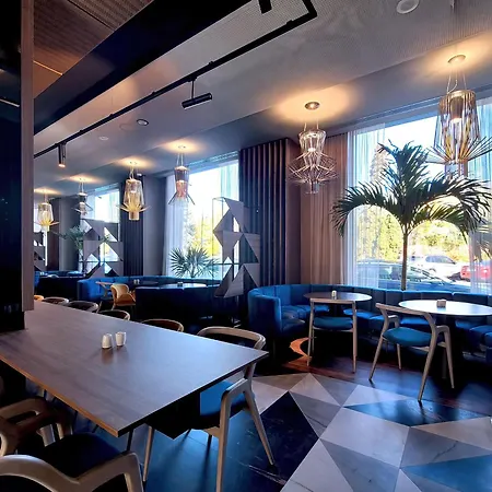 Radisson Blu Aurum Hotel, Hotel 5*
